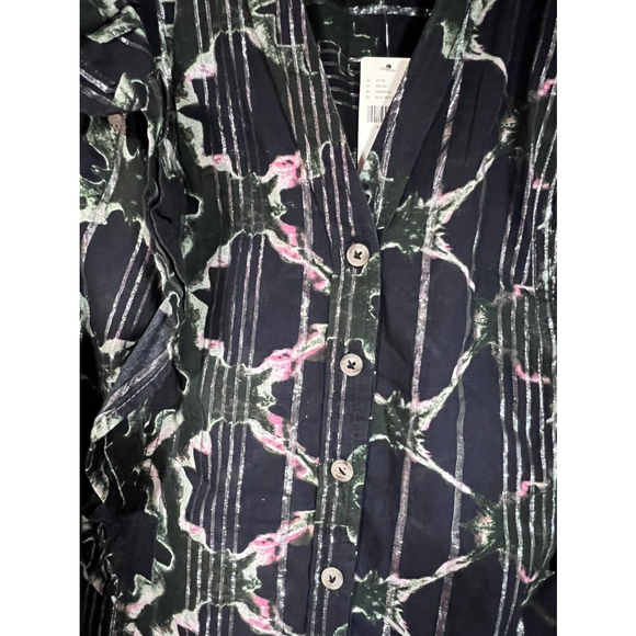 NWT Pilcro Top Womens M Sleeveless Button Up Black Floral Metallic Embellished - Picture 3 of 7